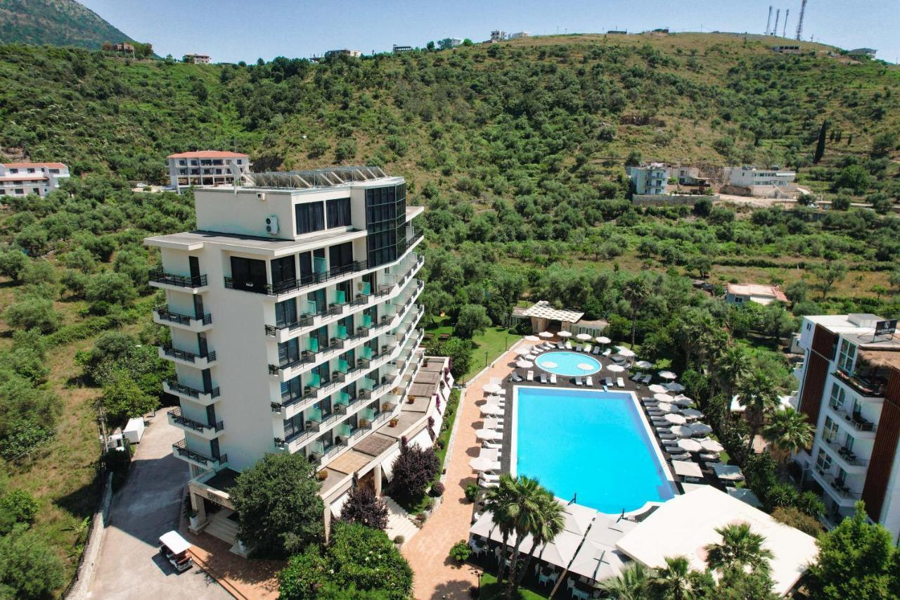 Rapos Resort Hotel Himare Exterior photo